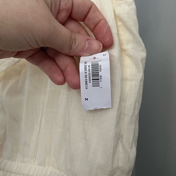 Old navy cream white Summer dress. - Picture 2 of 4